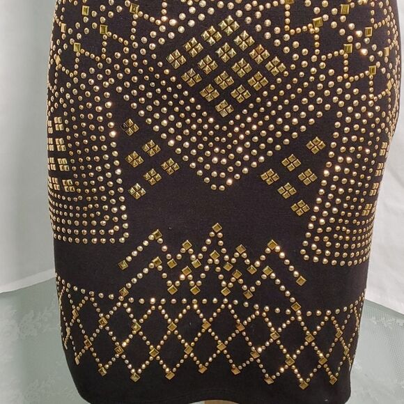Arden B. Black form fitting embellished With gold studding. Small. Stunn… - Picture 5 of 9